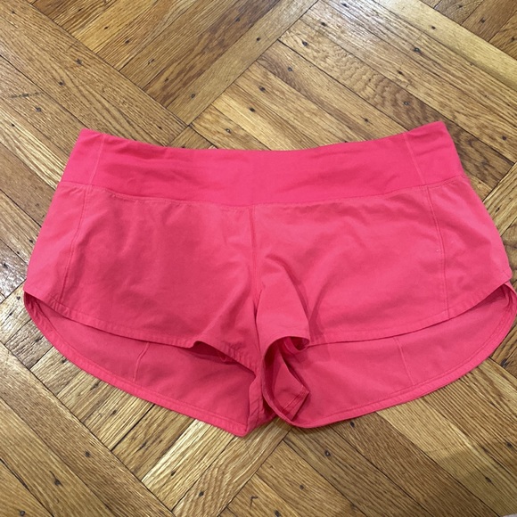 Lululemon mid rise pink short size 8 - Picture 3 of 7